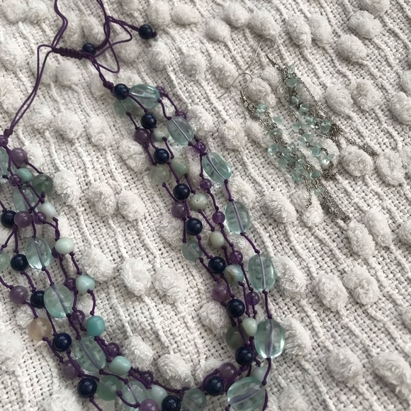 Tai Knots Semi precious stone multi layer necklace and earrings - Picture 5 of 6